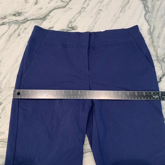 IZOD‎ Golf Shorts Womens Size 2 Blue Sun Control Wicking Stretch - Picture 10 of 15